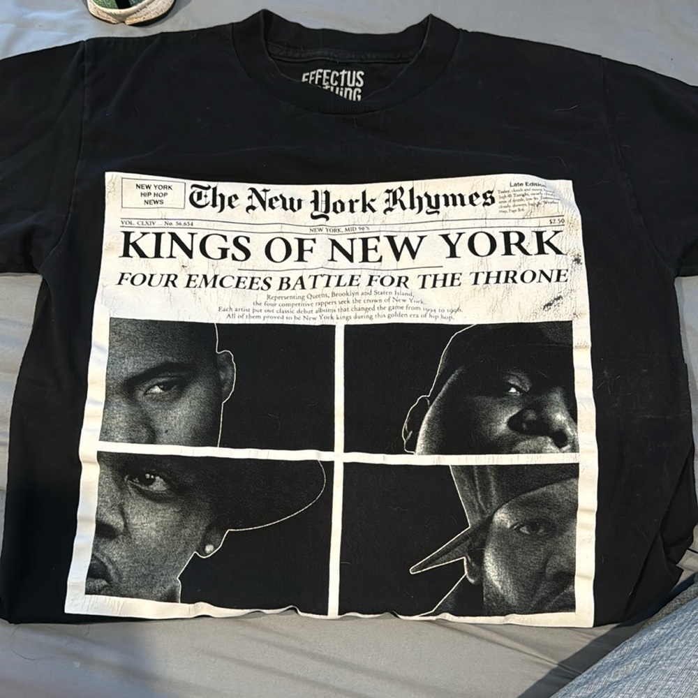 Men’s sizes small graphic tee kings of New York